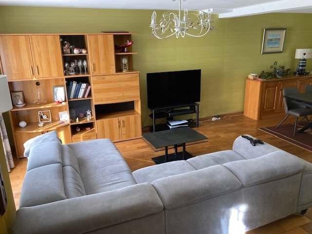 Pavillon de banlieue avec jardin en île de France – photo 5