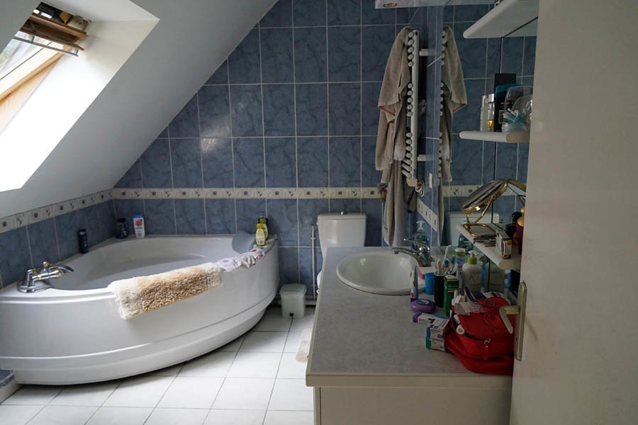 Pavillon de banlieue avec jardin en île de France – photo 28