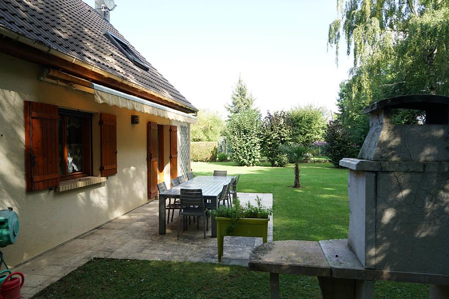 Pavillon de banlieue avec jardin en île de France – photo 30