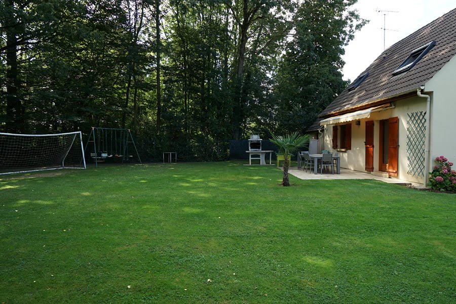 Pavillon de banlieue avec jardin en île de France – photo 36