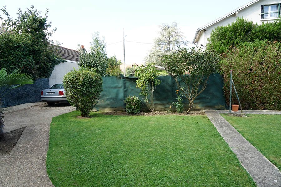 Pavillon de banlieue avec jardin en île de France – photo 38