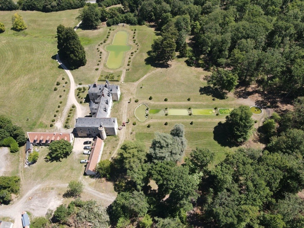 Château de Valesne – photo 45