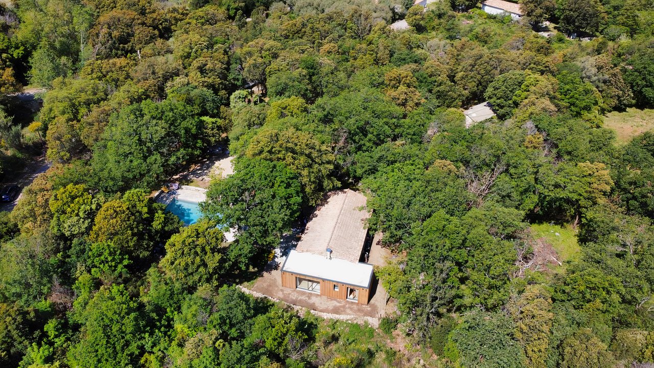 Bergerie corse rénovée avec piscine et terrain sauvage – photo 5