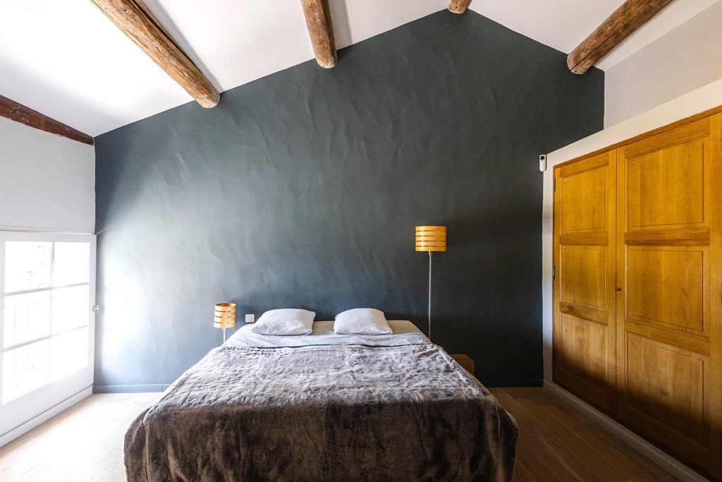 Mas élégant de 290 m2 proche d’Avignon – photo 4