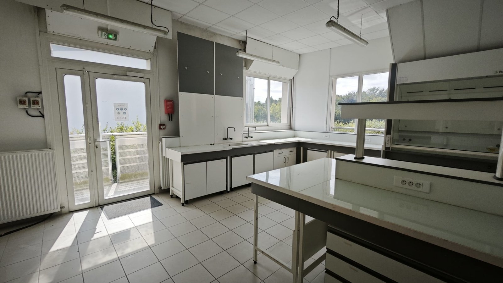 Laboratoire Scientifique en île de France – photo 16