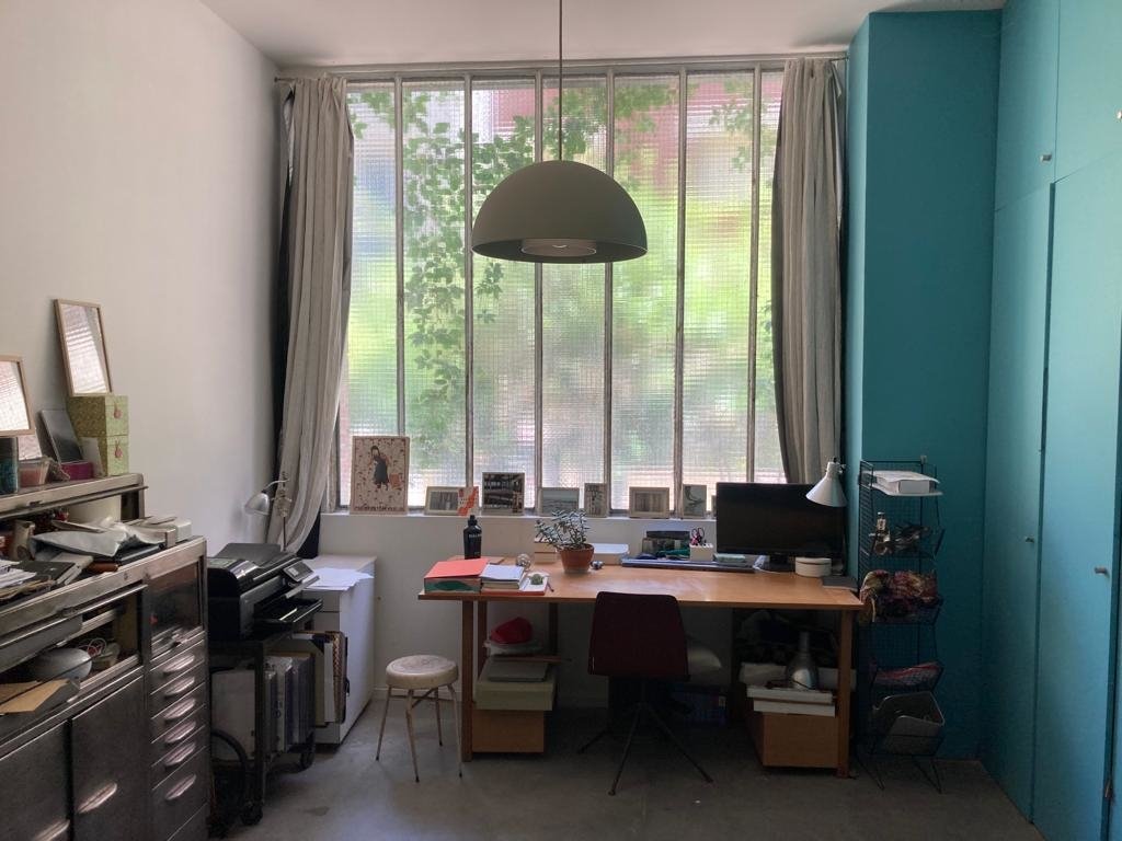 Appartement original et atypique sur cour à Paris – photo 3