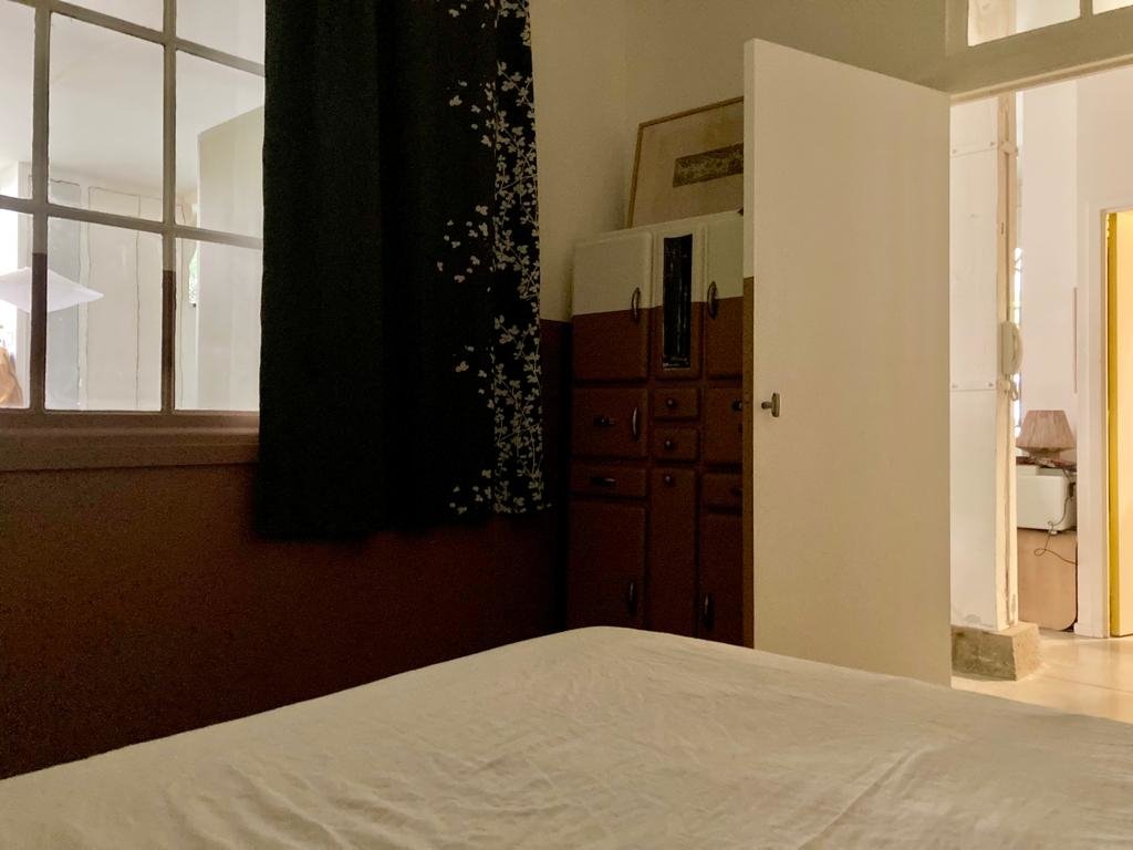 Appartement original et atypique sur cour à Paris – photo 14